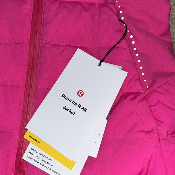 NWT Lululemon Down for It All Jacket In Sonic Pink - Picture 10 of 13